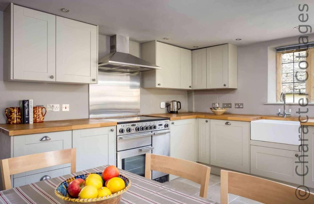 Shenley Villa Broadwell  Екстериор снимка