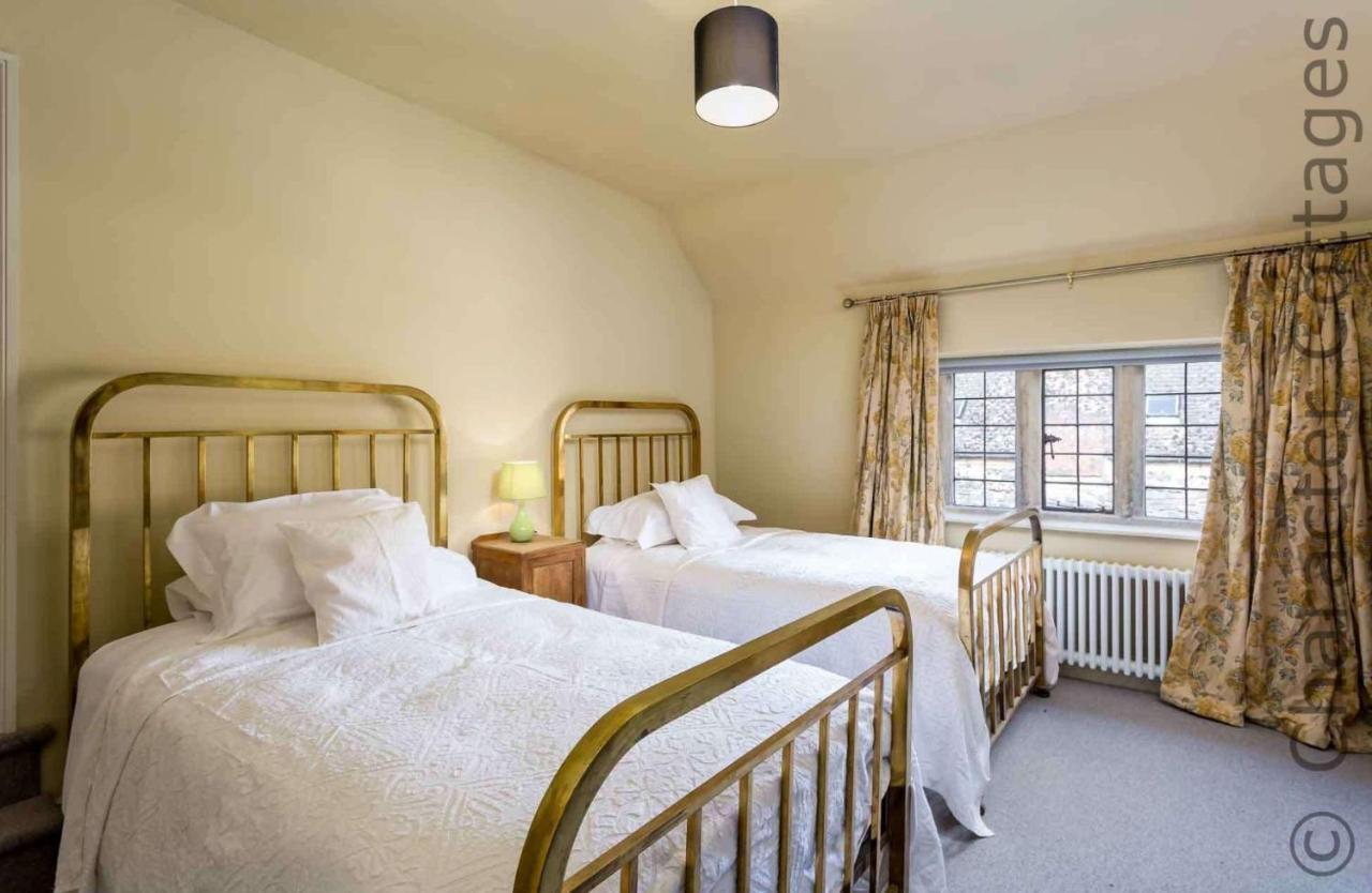 Shenley Villa Broadwell  Екстериор снимка